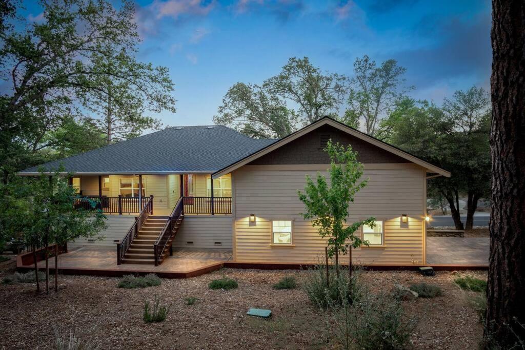 New Luxury Lake House In Pine Mountain Lake Close To Yosemite! Perfect For All Seasons! Great For Retreats, Getaways, Celebrations, And More! Groveland Exteriér fotografie