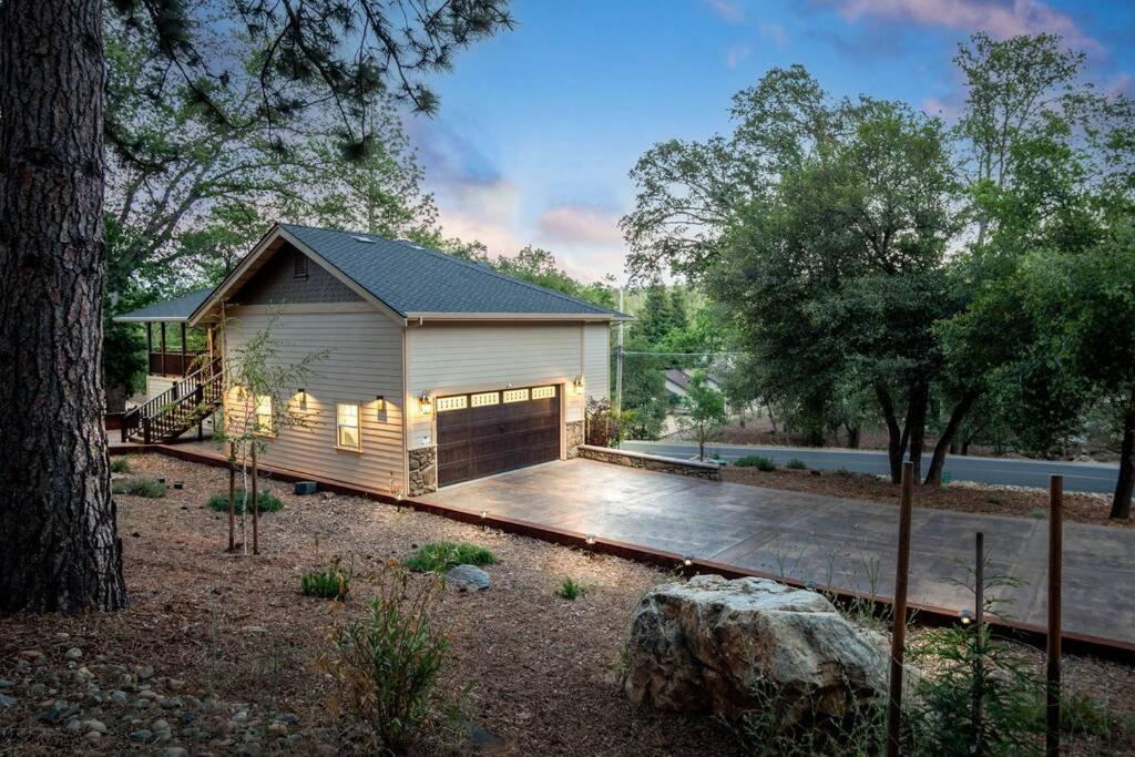 New Luxury Lake House In Pine Mountain Lake Close To Yosemite! Perfect For All Seasons! Great For Retreats, Getaways, Celebrations, And More! Groveland Exteriér fotografie